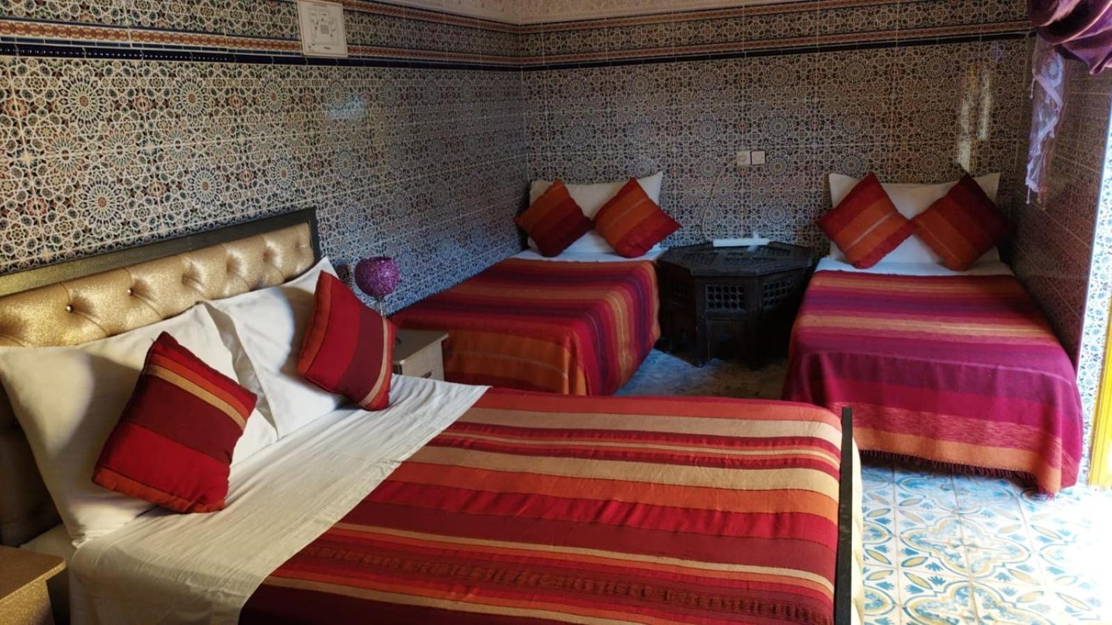 Ryad Bab Berdaine Meknès Habitación foto
