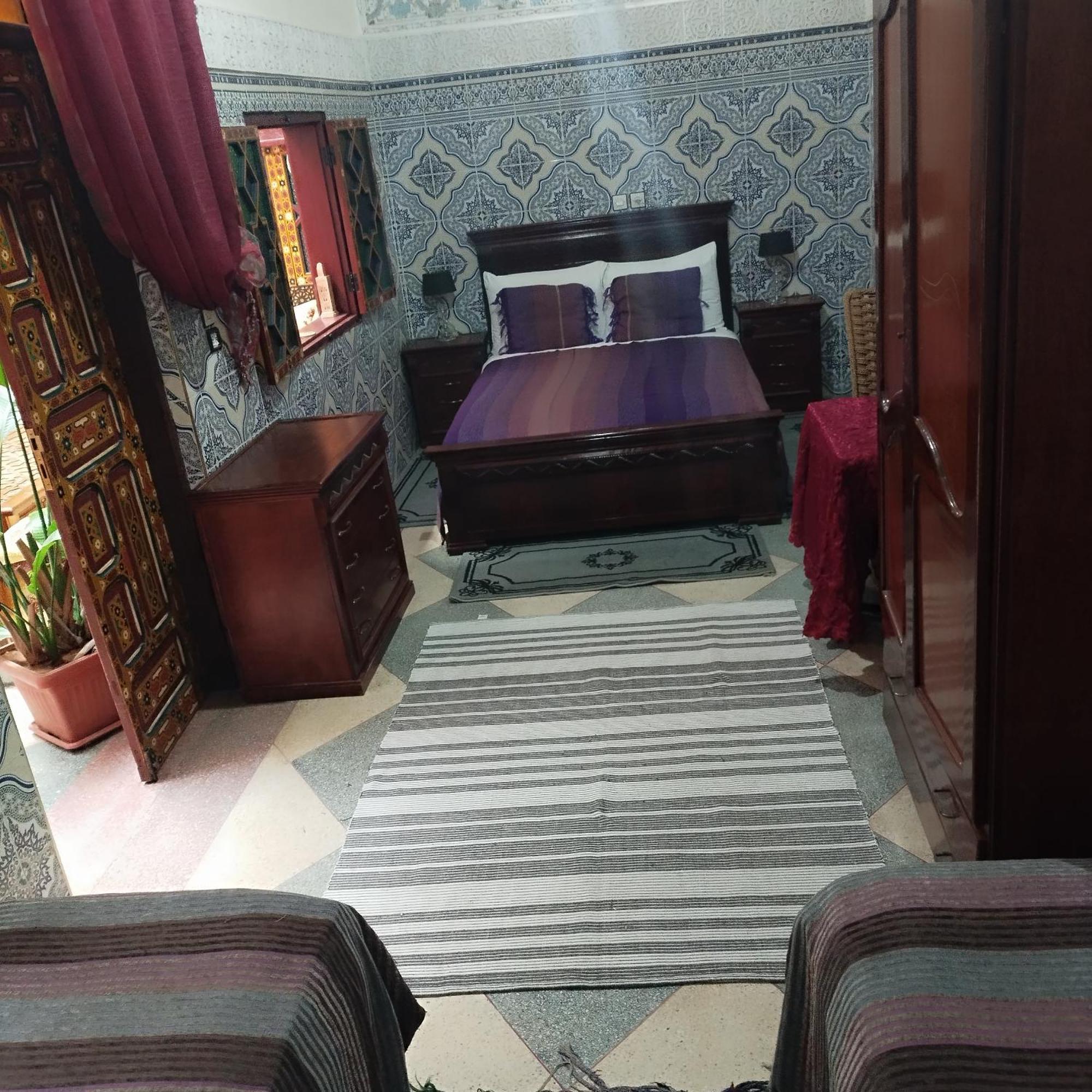 Ryad Bab Berdaine Meknès Habitación foto
