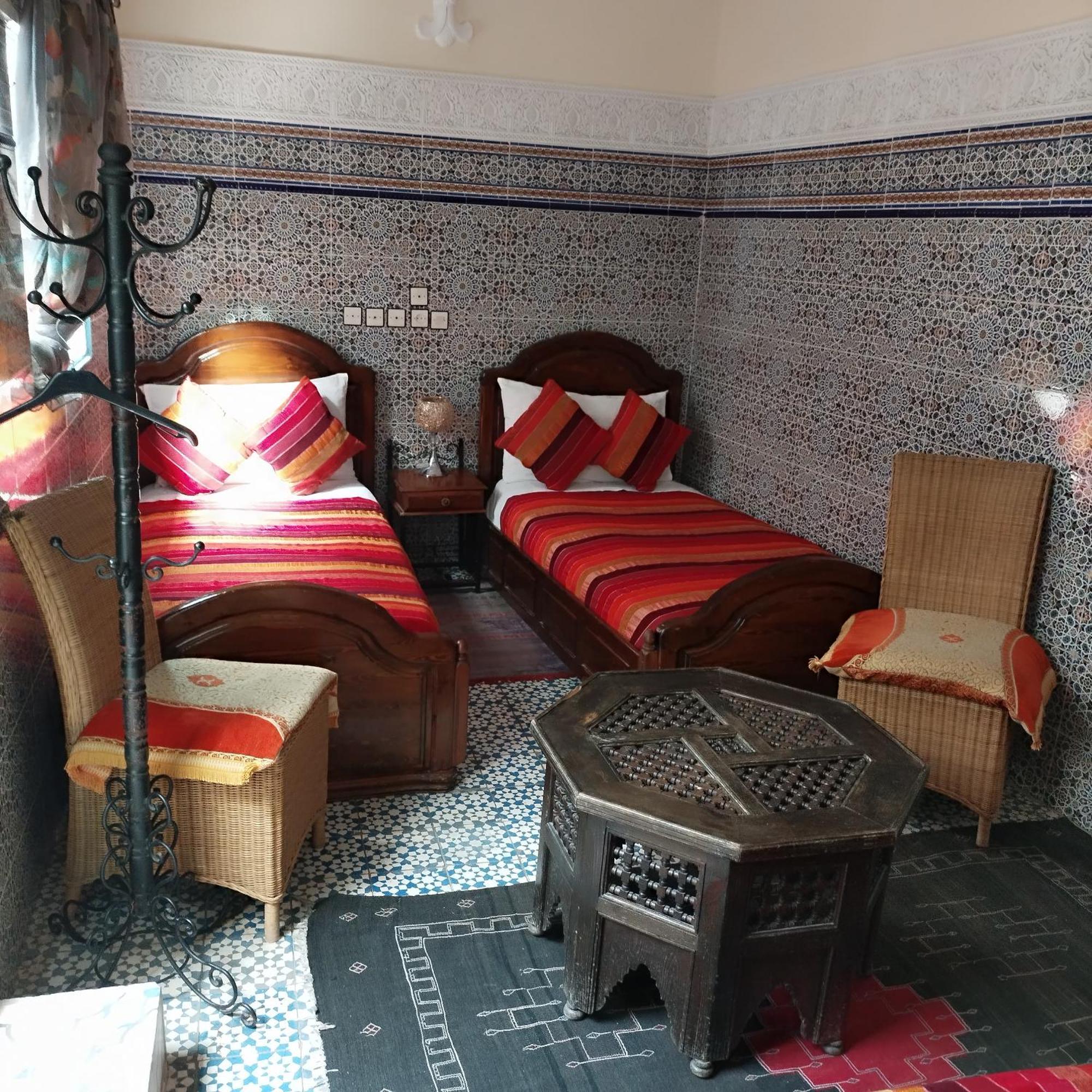 Ryad Bab Berdaine Meknès Habitación foto